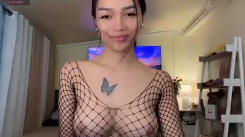 Snapshot of _agatha69_ chatting on 06-10-26, 02:23 agatha online show from 06-10-26, 02:23