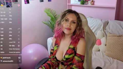 _amymoore_ online show from 05-27-26, 01:57