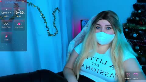 Amy NO NUDE MODEL online show from 12-17-24, 01:27