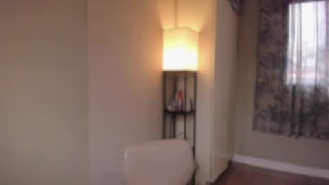 Snapshot of _ann1e_ chatting on 06-08-26, 03:40 annie . online show from 06-08-26, 03:40