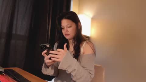 Snapshot of _ann1e_ chatting on 07-04-26, 05:02 annie . online show from 07-04-26, 05:02