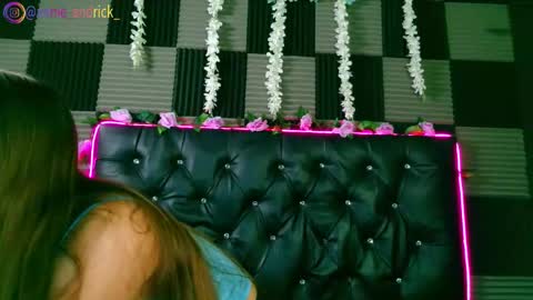 Snapshot of _annie_andrick_ chatting on 02-23-26, 01:08 Annie Andrick online show from 02-23-26, 01:08