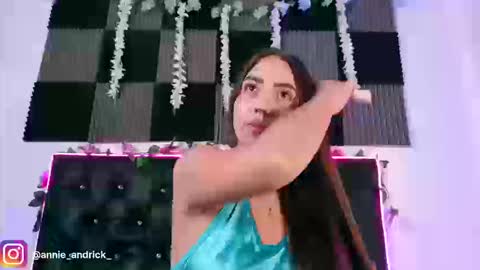 Snapshot of _annie_andrick_ chatting on 03-13-26, 01:07 Annie Andrick online show from 03-13-26, 01:07