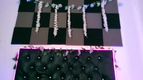 Snapshot of _annie_andrick_ chatting on 03-20-26, 11:04 Annie Andrick online show from 03-20-26, 11:04