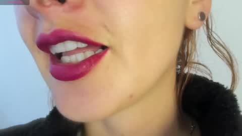 antonia online show from 04-15-26, 08:09