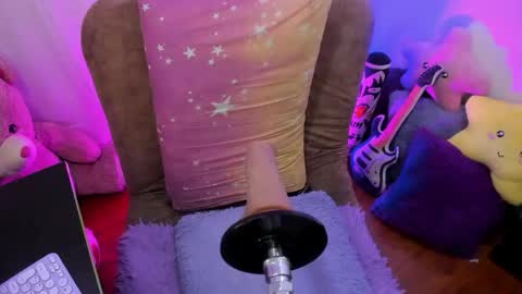 _antonella_dreams online show from 05-16-26, 09:46