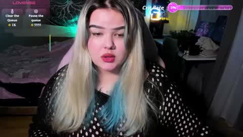 _candym1lky_ online show from 01-17-26, 07:24