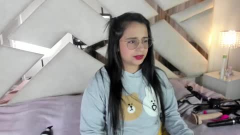 Snapshot of _carolinee_sweet chatting on 01-25-25, 06:55 Caroline Sweet online show from 01-25-25, 06:55