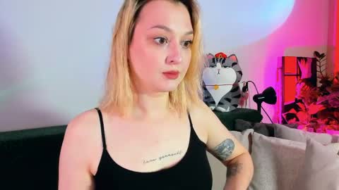 Christina Chris online show from 05-30-26, 10:12