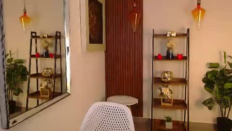 Snapshot of _celeste_hill chatting on 06-12-26, 11:09 Celeste online show from 06-12-26, 11:09