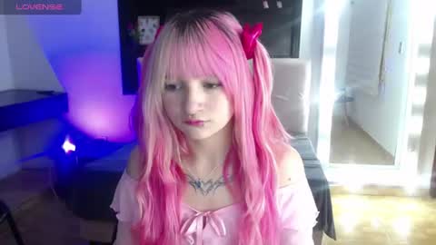 Snapshot of _charlotte_collins_ chatting on 07-01-26, 04:29 _charlotte_collins_ online show from 07-01-26, 04:29