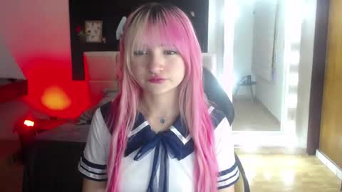 Snapshot of _charlotte_collins_ chatting on 07-08-26, 04:55 _charlotte_collins_ online show from 07-08-26, 04:55