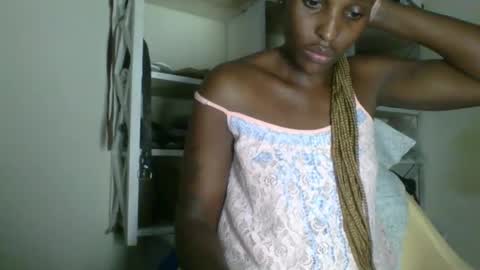 clara online show from 04-13-26, 10:54