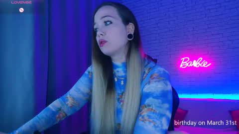 Nica online show from 03-26-26, 11:16