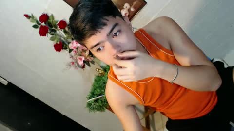Snapshot of _cumwithrussel chatting on 06-16-26, 02:14 Russ online show from 06-16-26, 02:14