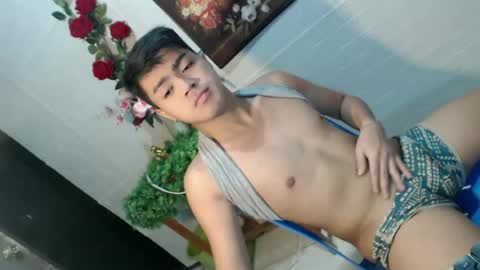 Snapshot of _cumwithrussel chatting on 06-23-26, 12:41 Russ online show from 06-23-26, 12:41