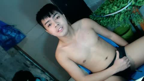 Snapshot of _cumwithrussel chatting on 06-30-26, 12:55 Russ online show from 06-30-26, 12:55