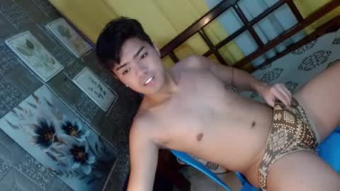 Snapshot of _cumwithrussel chatting on 07-06-26, 02:36 Russ online show from 07-06-26, 02:36