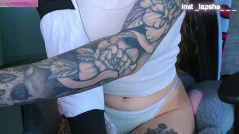 Snapshot of _d_love_ chatting on 02-19-26, 02:07 Dana online show from 02-19-26, 02:07