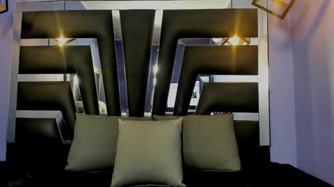 Darcy online show from 02-04-26, 03:01