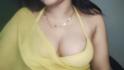 _dreamgirl_0 online show from 05-01-26, 03:00