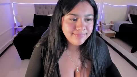 Snapshot of _dulcinea_1 chatting on 05-07-26, 04:12 Dulcinea online show from 05-07-26, 04:12