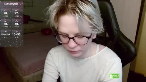 Snapshot of _elven_dreams__ chatting on 03-02-26, 07:26 chloue and Gretta online show from 03-02-26, 07:26