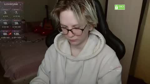 Snapshot of _elven_dreams__ chatting on 03-14-26, 05:18 chloue and Gretta online show from 03-14-26, 05:18