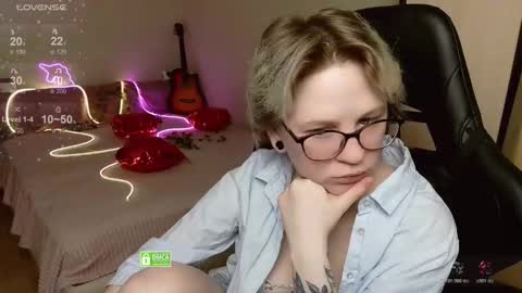 Snapshot of _elven_dreams__ chatting on 03-26-26, 05:40 chloue and Gretta online show from 03-26-26, 05:40