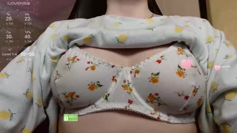 Snapshot of _elven_dreams__ chatting on 03-27-26, 06:40 chloue and Gretta online show from 03-27-26, 06:40