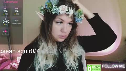 chloue and Gretta online show from 05-27-26, 06:32
