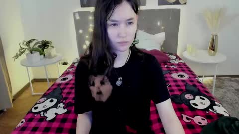 _emily__strike_ online show from 05-25-26, 01:33