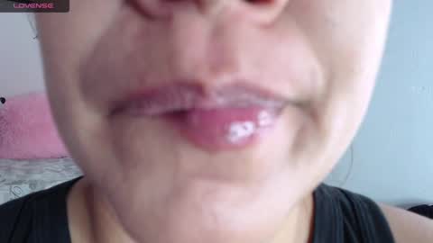 Snapshot of _emyligrey chatting on 12-31-24, 08:15 Emily Valencia online show from 12-31-24, 08:15