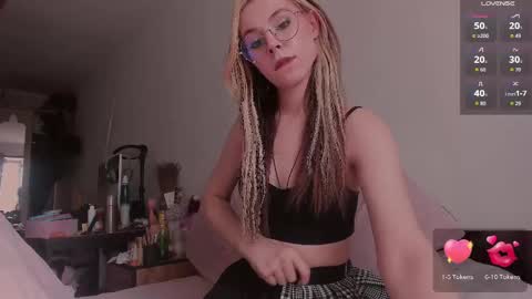 Eva online show from 04-14-26, 08:53