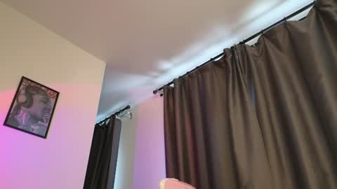 Snapshot of _eva_queen chatting on 06-26-26, 12:20 Eva online show from 06-26-26, 12:20