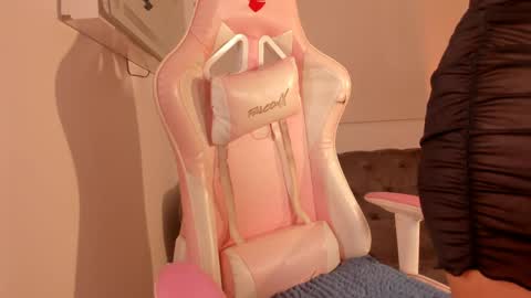 Eva online show from 04-08-26, 10:43