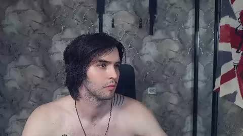 Snapshot of _fatrabbit chatting on 06-19-26, 11:25 Keanu online show from 06-19-26, 11:25