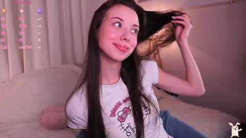 Snapshot of _fluffybunny_ chatting on 05-21-26, 05:09 Goldy Grace online show from 05-21-26, 05:09