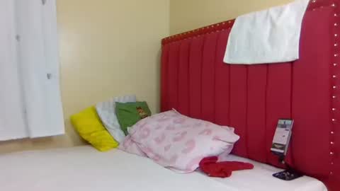 Goldie online show from 10-29-25, 02:03