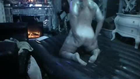 _hitgirly_ online show from 07-10-26, 03:55