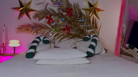 Holly online show from 01-03-25, 06:01