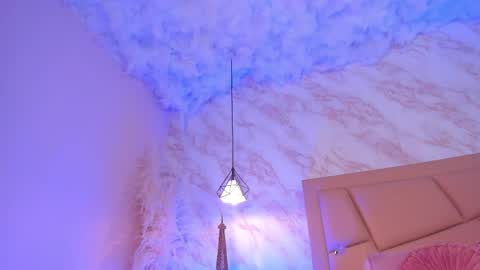 Hollywood online show from 04-10-26, 06:07