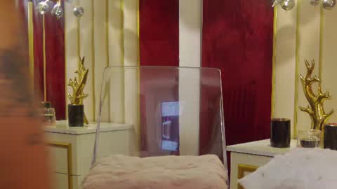 _hot_neighbour online show from 07-10-26, 03:44