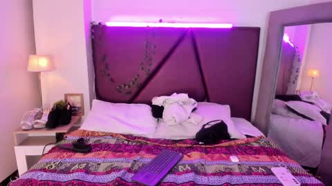 Isa online show from 01-07-25, 02:19