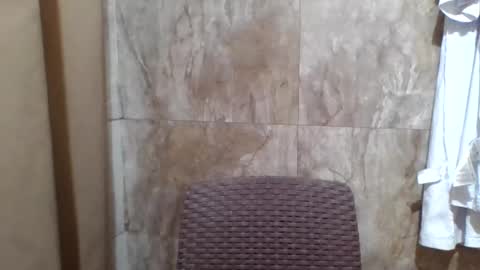 Snapshot of _ishi chatting on 06-25-26, 02:22 Ishi online show from 06-25-26, 02:22