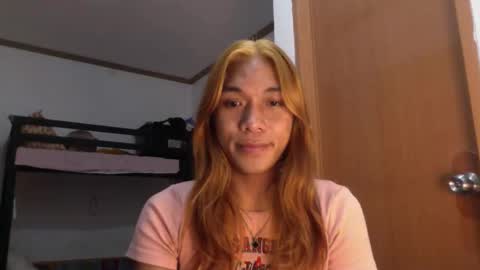 Snapshot of _iwantyourx chatting on 10-06-25, 07:39 KIA online show from 10-06-25, 07:39