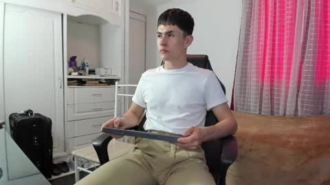 James online show from 04-18-26, 07:58