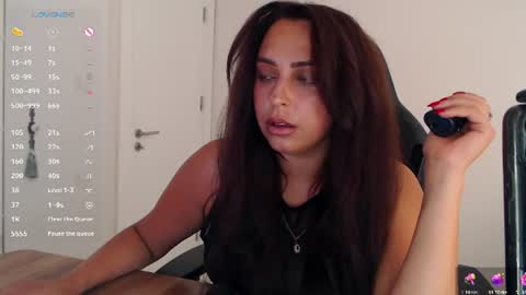 _just_a_queen_3 online show from 06-25-26, 05:28