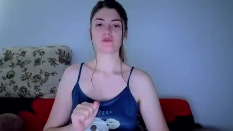 Snapshot of _just_a_simple_girl chatting on 06-16-26, 05:54 _just_a_simple_girl online show from 06-16-26, 05:54