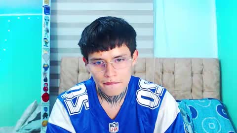 mod online show from 03-18-26, 04:59